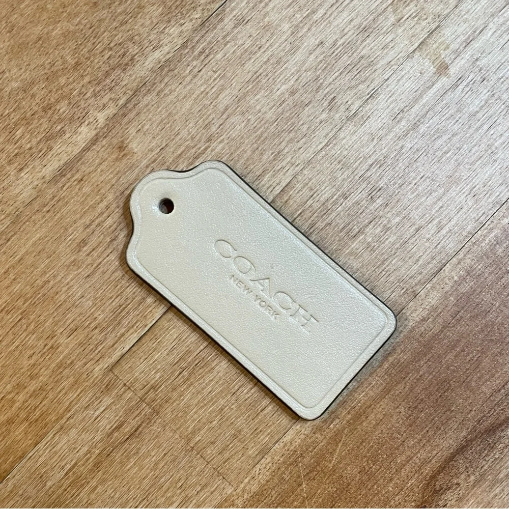 ✨SOLD✨ Coach Field Bucket Bag In Signature Jacquard - Picture 4 of 6